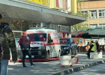 Tragična nesreća u tržnom centru u BiH: Muškarca usmrtio lift