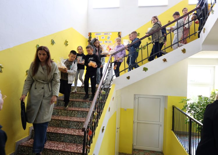 (VIDEO) Dani kruha u “Maloj školi” Prve osnovne škole Široki Brijeg