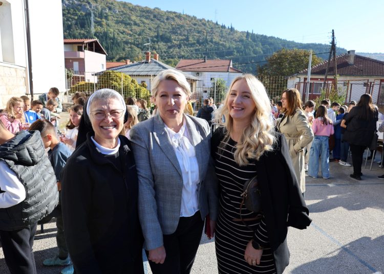 (VIDEO) Dani kruha u “Maloj školi” Prve osnovne škole Široki Brijeg