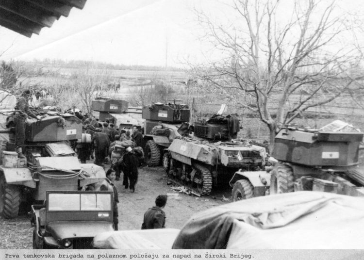 Fotografije iz povijesti: Partizanske jedinice prije i nakon borbi za Široki Brijeg u veljači 1945. godine.
