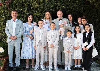 Pod istom misom dva brata krstila troje djece: Obiteljski dan radosti u Ledincu