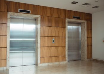 Drugi slučaj potresa BiH: Pronađeno tijelo ženske osobe koju je prignječio lift