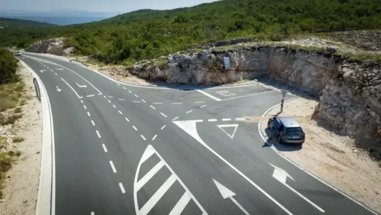 Hrvatska gradi cestu od Zagvozda preko Imotskog do Graničnog prijelaza s BiH Vinjani Donji