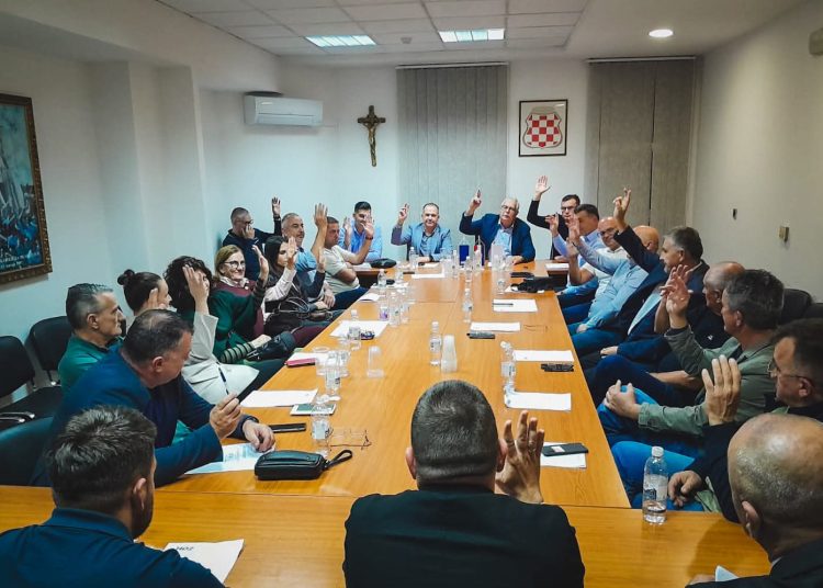 Dario Knezović je novi predsjednik GO HDZ-a BiH Široki Brijeg