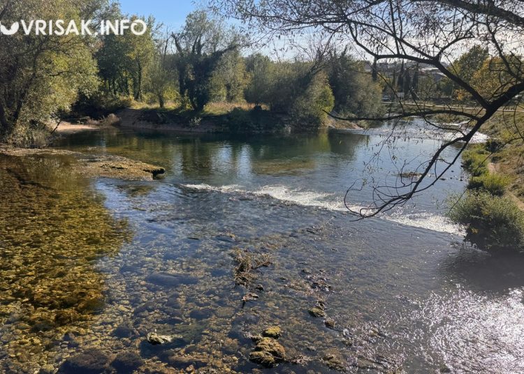 Sunčana nedjelja u Parku širokobrijeških branitelja: Igra, šetnja i druženje
