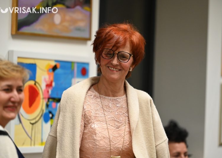 Široki Brijeg: Otvorena izložba “Unutarnji svjetovi” autorice Anđelke Hrkać