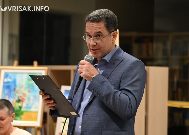 Široki Brijeg: Otvorena izložba “Unutarnji svjetovi” autorice Anđelke Hrkać