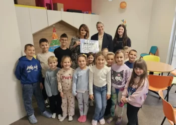 Mostarski mališani prikupili 1.300 KM za knjižnicu SKB-a Mostar