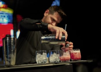 Natjecanje Gentleman Jack u Mostaru okuplja najbolje barmene iz BiH