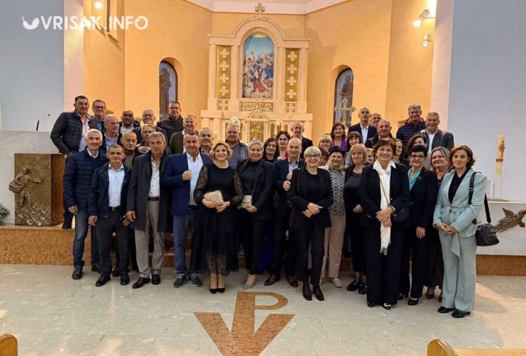 Okupljeni nakon 50 godina u Čerinu i Čitluku: Generacija ponovno zajedno