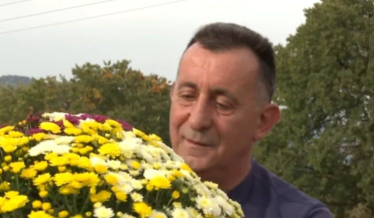 Već osam godina uzgajaju lončanice u Hercegovini, a ove godine su posadili 3.000 krizantema