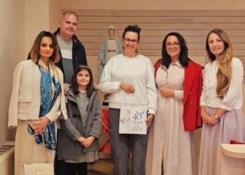 „40 dana za život“ daruje SKB Mostar: Slikovnice za knjižnicu na dječjim odjelima