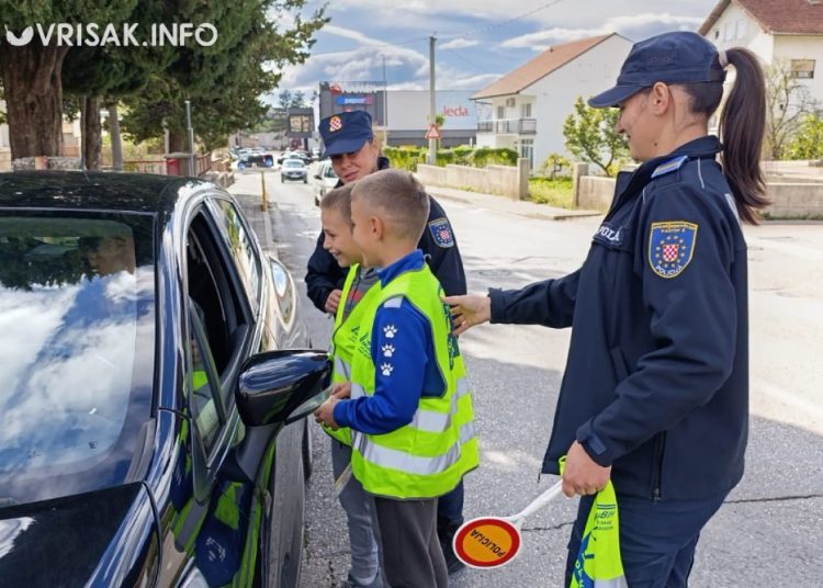 Učenici Prve osnovne škole Široki Brijeg patrolirali s policijom