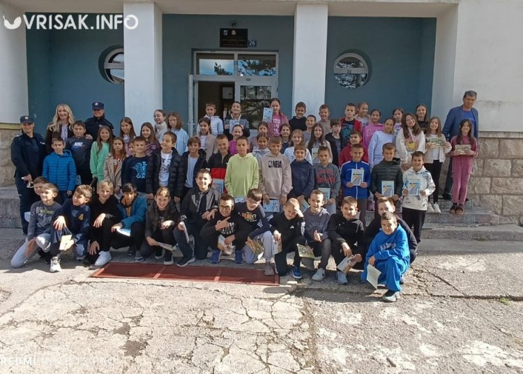 Učenici Prve osnovne škole Široki Brijeg patrolirali s policijom
