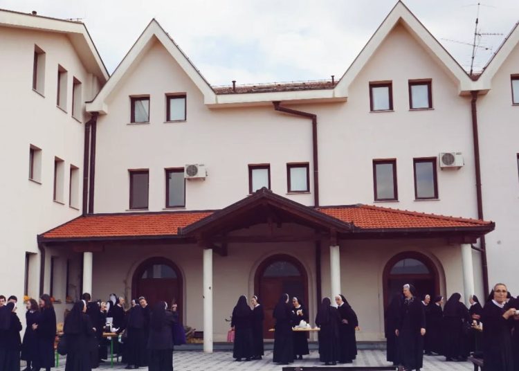 Široki Brijeg: U Gospinom svetištu održana prva mjesečna duhovna obnova sestara