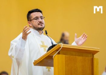 Evo što kaže fra Goran Azinović o stavljanju krunice ili moći u temelje kuće