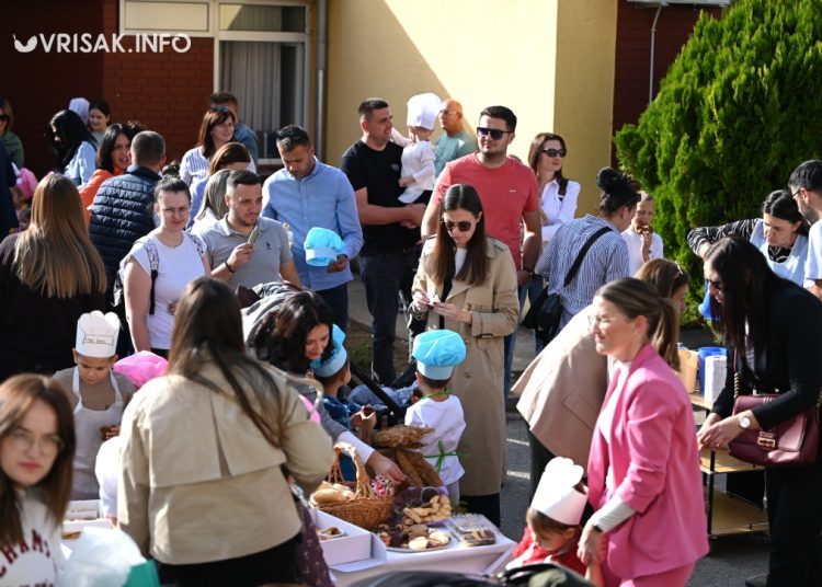 Široki Brijeg: Dani kruha u dječjem vrtiću „Trnoružica“ na Zorićevini