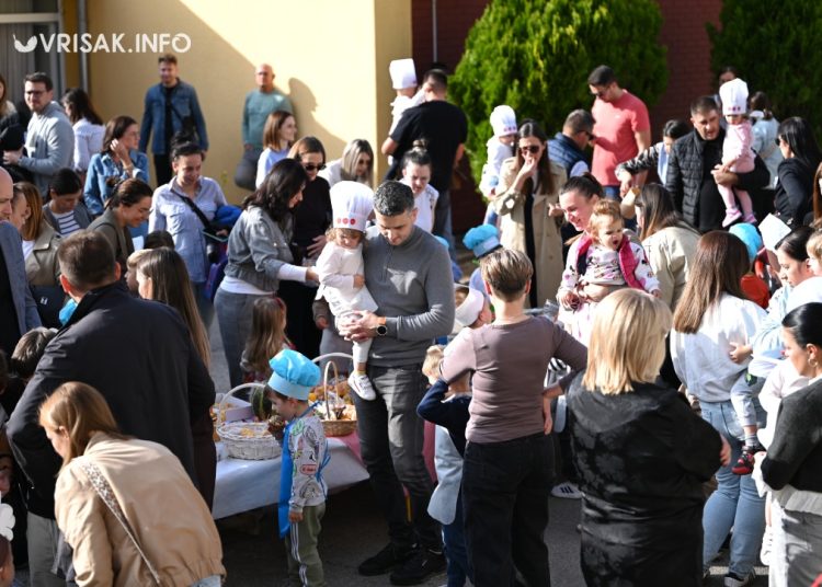 Široki Brijeg: Dani kruha u dječjem vrtiću „Trnoružica“ na Zorićevini