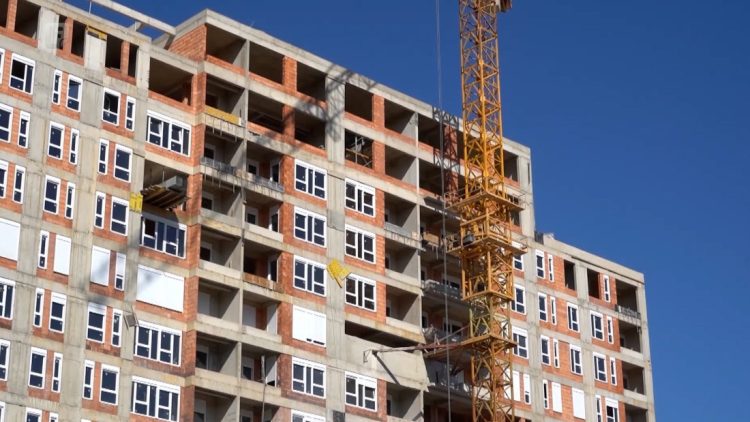 (VIDEO) Mostar gradi stanove za mlade obitelji uz postojeće sufinanciranje prve nekretnine