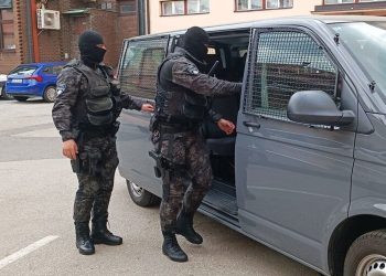 Uhićenja u tri bh. grada: Policajci i drugi osumnjičeni za prisiljavanje štićenica na prostituciju