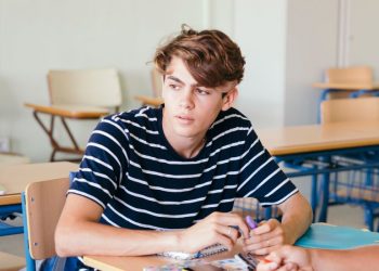 Tinejdžeri i novac: Zašto mnogi ne shvaćaju koliko život zapravo košta