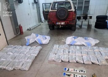 Bivši policajac povezan s organiziranim kriminalom uhvaćen sa 60 kg marihuane