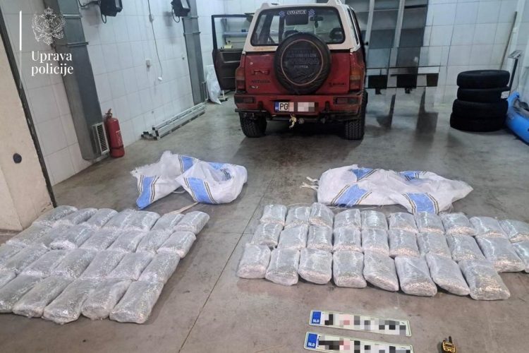 Bivši policajac povezan s organiziranim kriminalom uhvaćen sa 60 kg marihuane