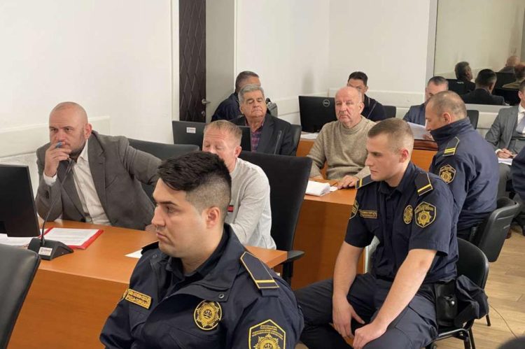 Produžen pritvor osmorici osumnjičenih za prostituciju maloljetnih djevojčica