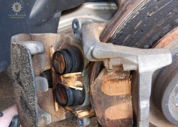 Prodavao Mercedes s drvenim kočnicama: Kupac otkrio prevaru tek tijekom vožnje