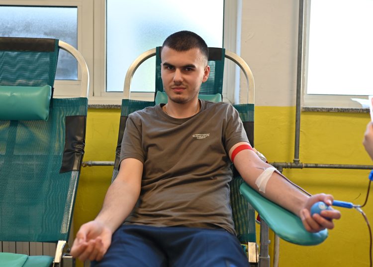 Učenici Srednje strukovne škole Široki Brijeg darovali 32 doze krvi