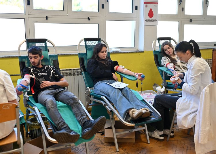 Učenici Srednje strukovne škole Široki Brijeg darovali 32 doze krvi