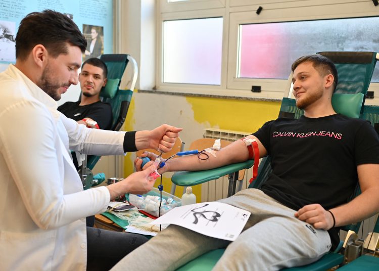 Učenici Srednje strukovne škole Široki Brijeg darovali 32 doze krvi