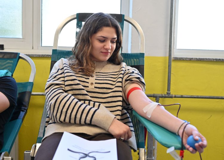 Učenici Srednje strukovne škole Široki Brijeg darovali 32 doze krvi