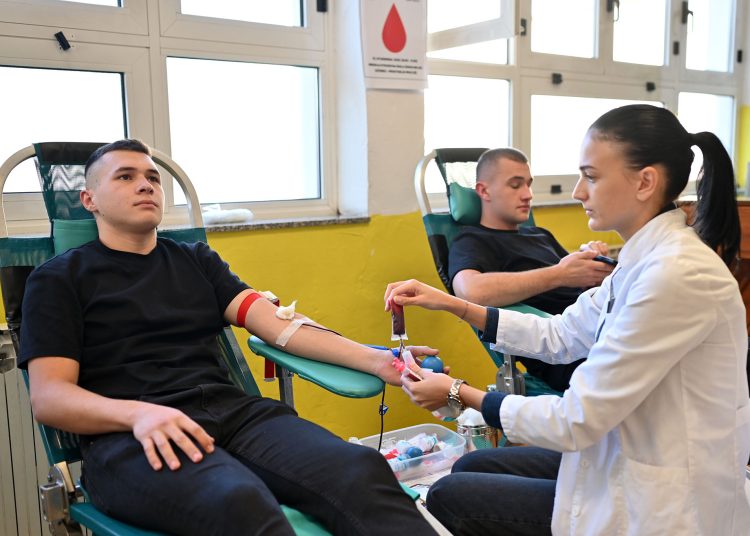 Učenici Srednje strukovne škole Široki Brijeg darovali 32 doze krvi