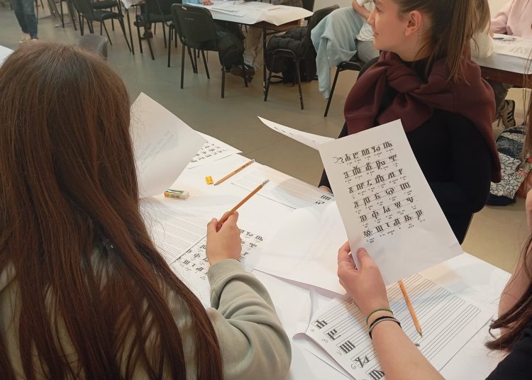 Učenici u Širokom Brijegu na prvim radionicama glagoljice u sklopu Dana baštine ŽZH