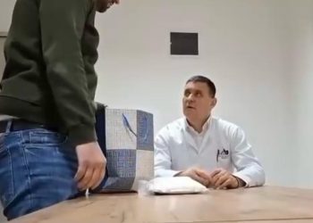 (VIDEO) Snimka koja potresa RS: Direktor UKC-a RS u središtu skandala zbog videa sa drogom