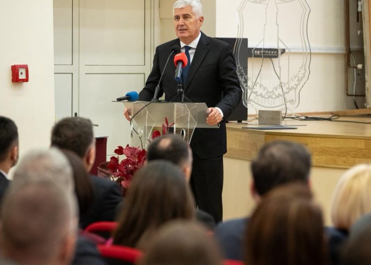 U Posušju svečano obilježilo Dan ŽZH i Dan utemeljenja HZ Herceg-Bosne