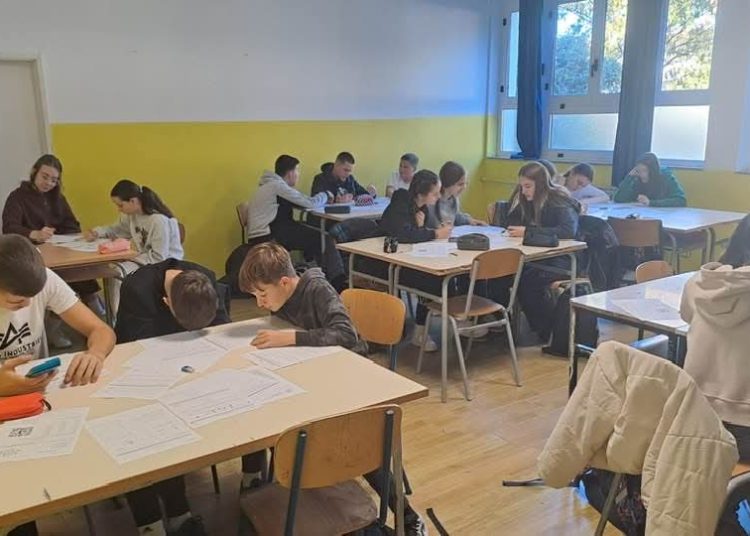 Učenici Prve osnovne škole Široki Brijeg sudjelovali na natjecanju ATOM liga
