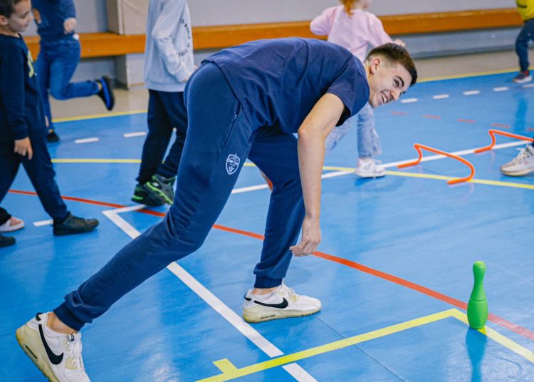 Košarkaši Širokog posjetili škole i družili se s učenicima