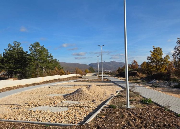 Završetak uspostave zelene površine u naselju Carski gaj u središtu općine Posušje“