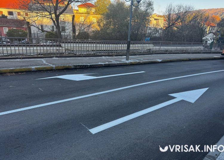 Široki Brijeg: Novi kružni tokovi dobili signalizaciju, prometuje se dvosmjerno