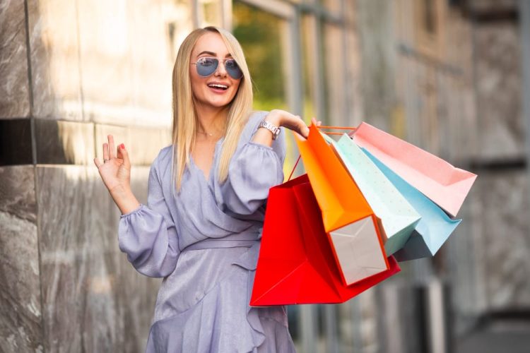 Ombudsmani u BiH upozoravaju potrošače na najčešće zamke i rizike koji prate Crni petak