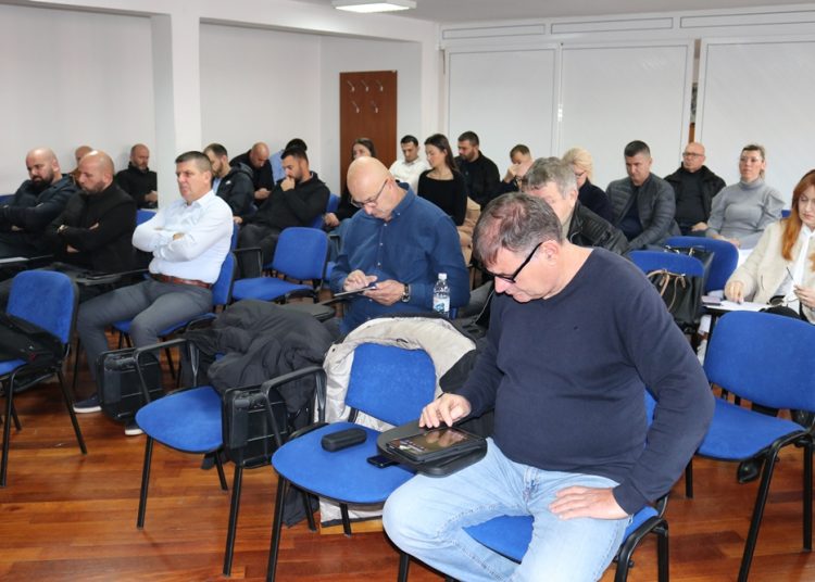 Ljubuški: Božićnice umirovljenicima, nagrade najuspješnijim studentima