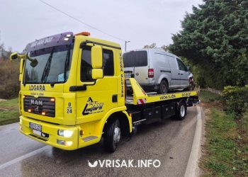 Široki Brijeg: Prometna nezgoda u Knešpolju, sletio caddy