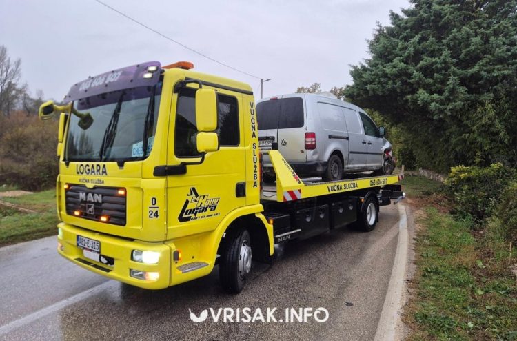 Široki Brijeg: Prometna nezgoda u Knešpolju, sletio caddy