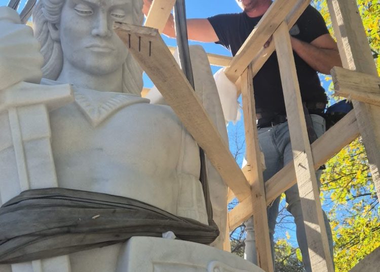 Hercegovina pod duhovnom zaštitom sv. Mihaela: Marijini ratnici postavili kipove u Ljubuškom i Potocima