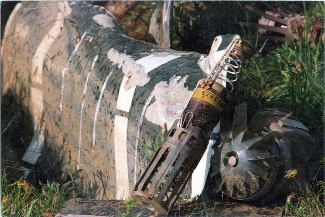 Fotografije iz prošlosti: Uništavanje kasetnih bombi na Mostarskom Blatu 1992.