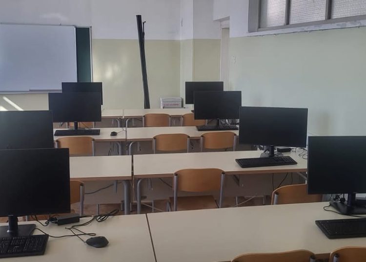 Široki Brijeg: Informatički kabinet OŠ Kočerin opremljen novom računalnom opremom