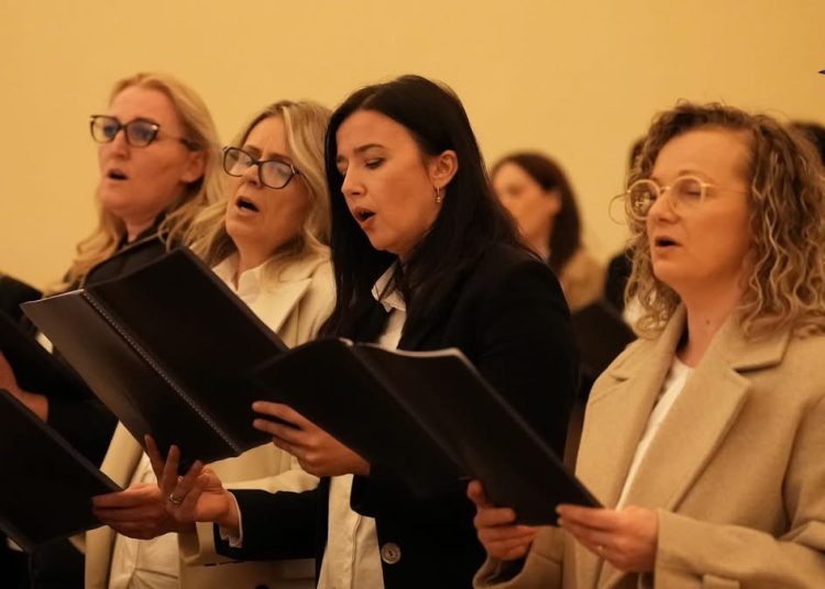 Svečano u Mostaru: Među 250 pjevača nastupili zborovi iz Širokog Brijega, Kočerina, Posušja i Ljubuškog