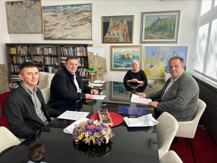 Posušje: Potpisan ugovor od 120.000 KM za uređenje kulturalnog centra